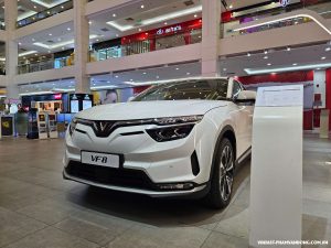 VinFast VF 8