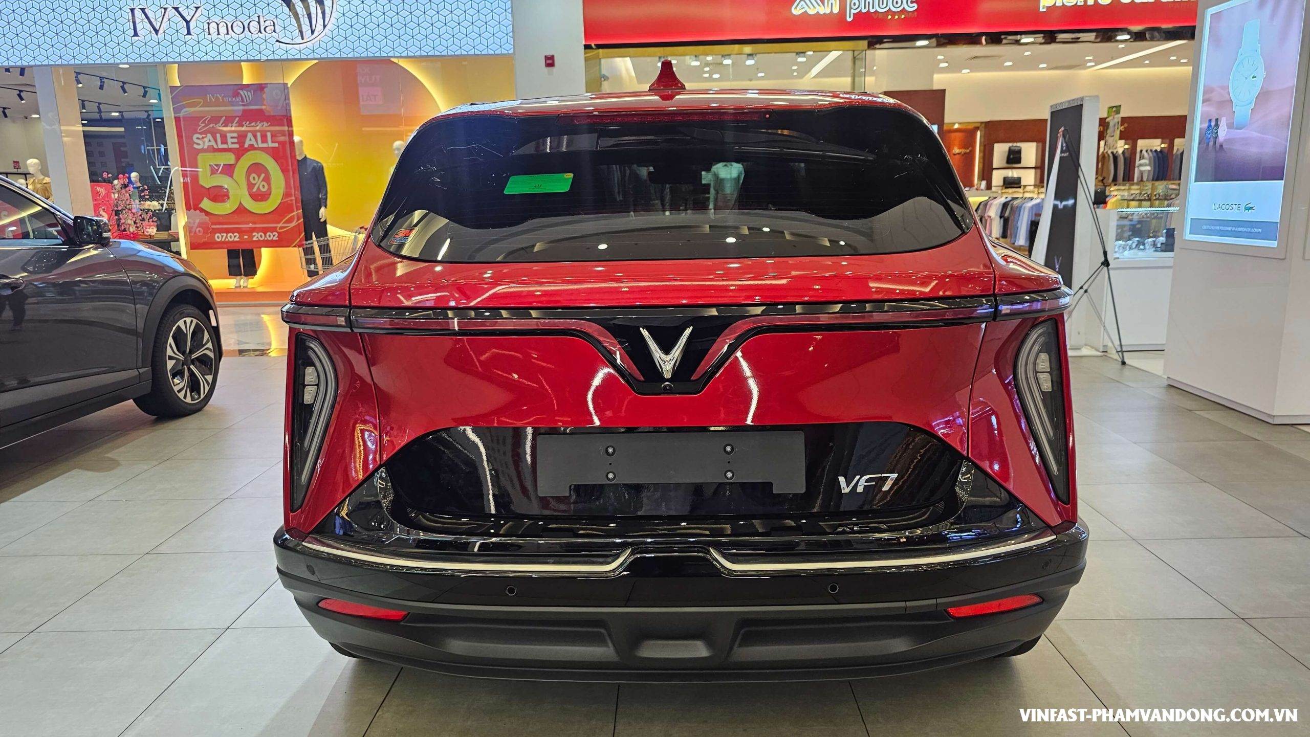 VinFast VF 7 - Ảnh 10