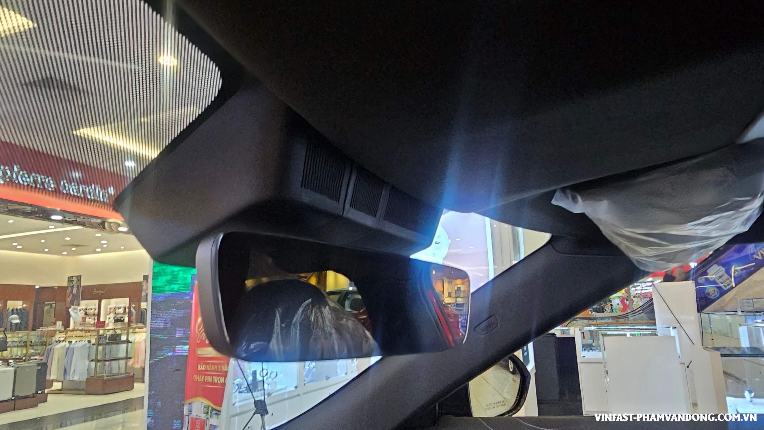 VinFast VF 7 - Ảnh 28