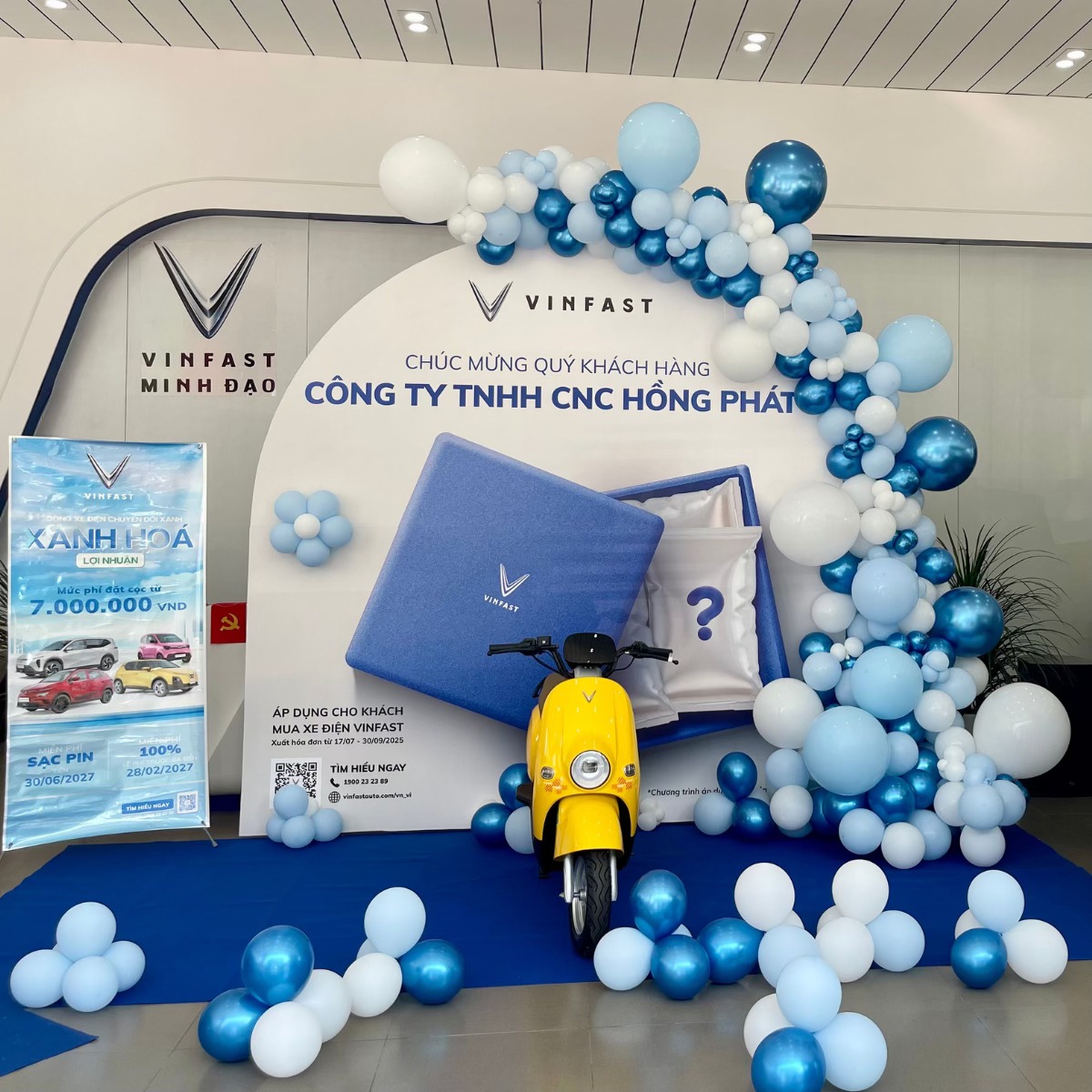 VinFast Minh Đạo Phạm Văn Đồng | VinFast Minh Đạo Phạm Văn Đồng hân hạnh trao thưởng xe máy điện đến tay khách hàng