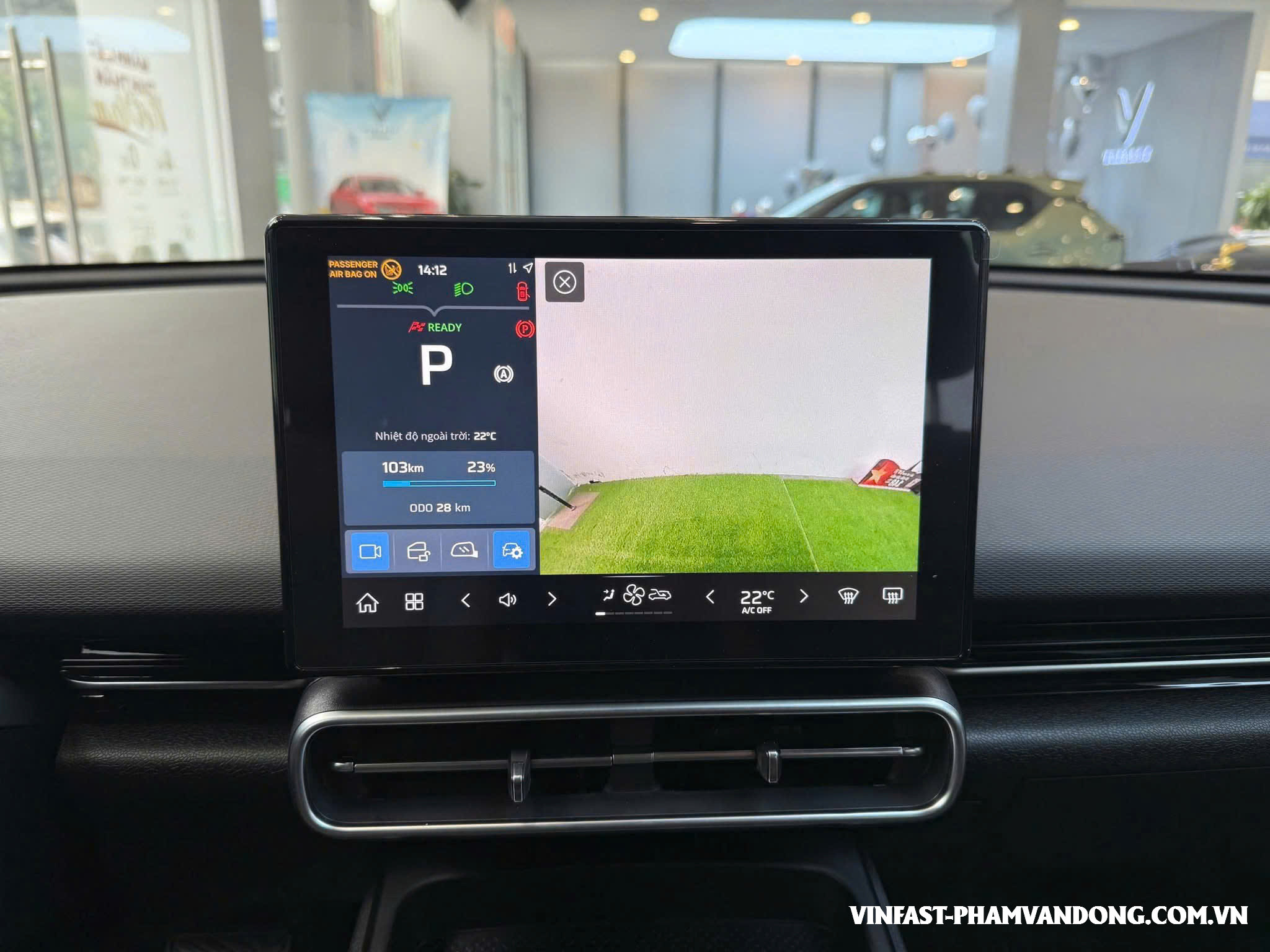 màn hình xe vinfast mpv 7