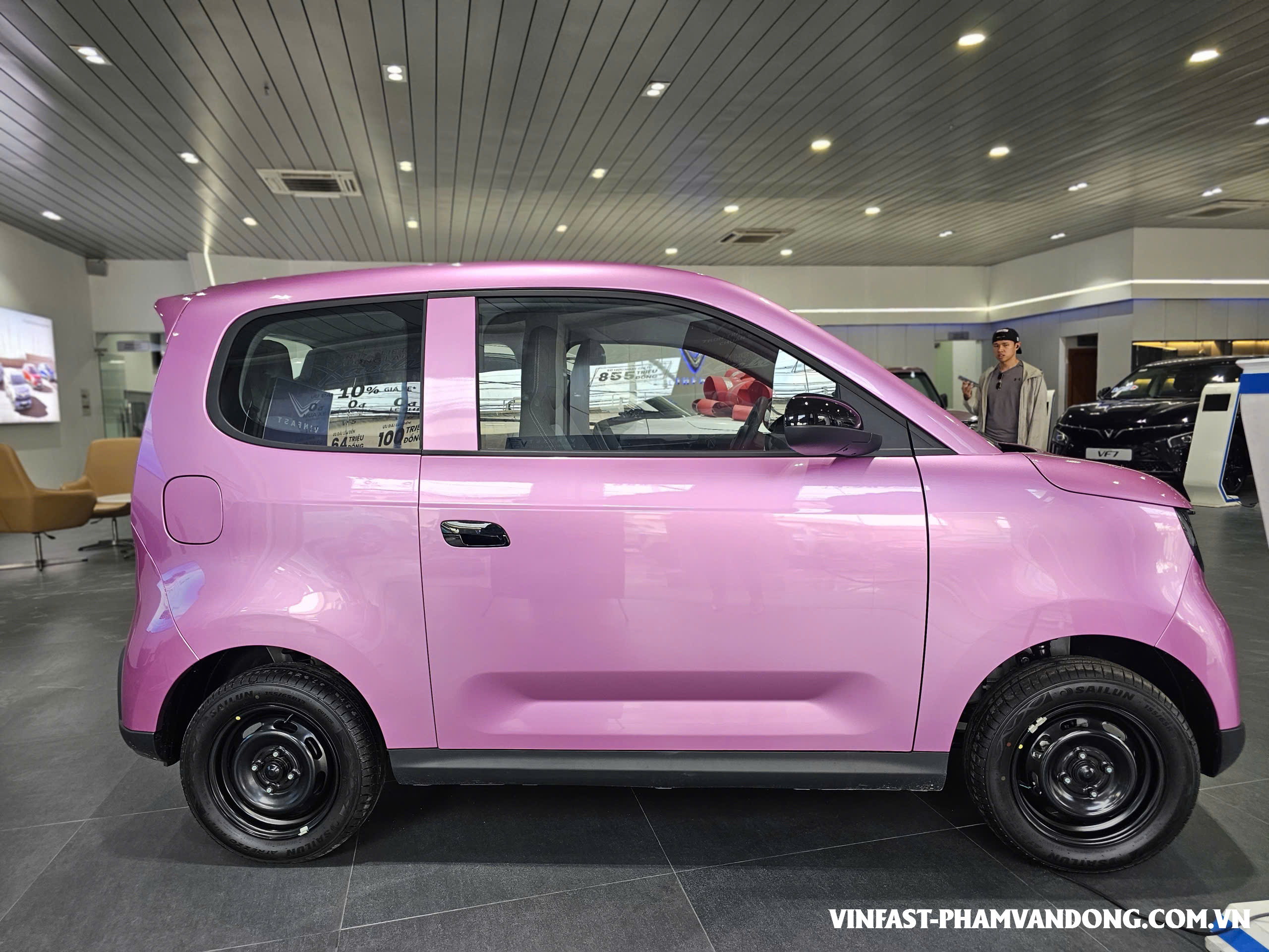 thân xe vinfast minio green