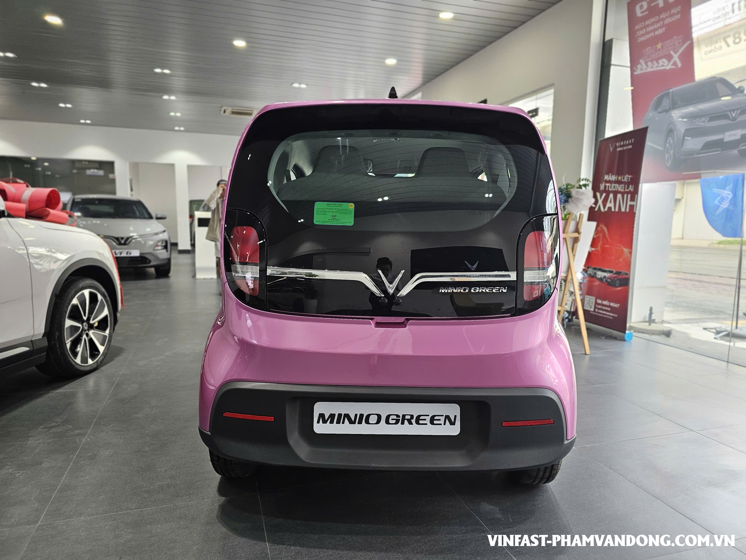 ngoại thất vinfast minio green